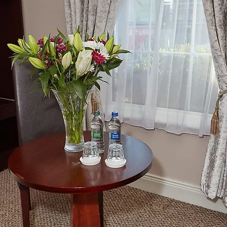 فندق Uppercross House 3*