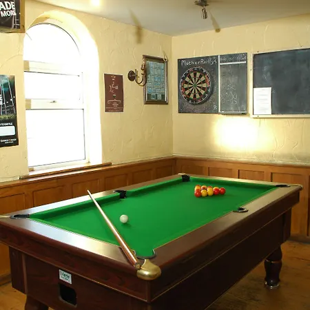 Uppercross House دبلن