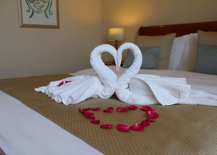 Hotel Uppercross House 3*