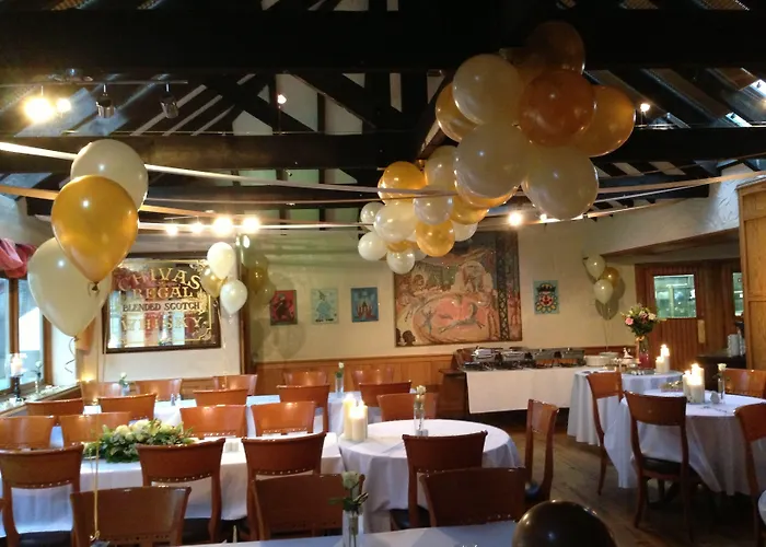 Uppercross House Hotel