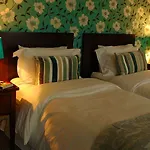 فندق Uppercross House 3*