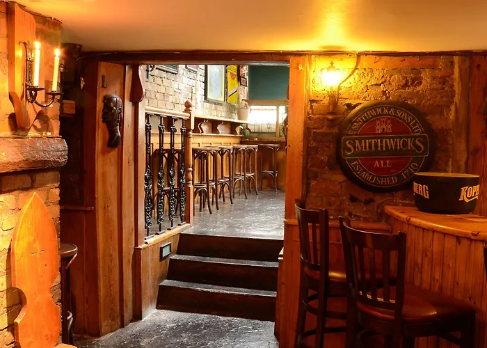 Otel Uppercross House 3*